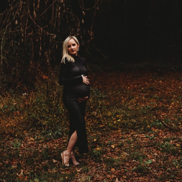 Meet your Posher, Whitley - Picture 2 of 2